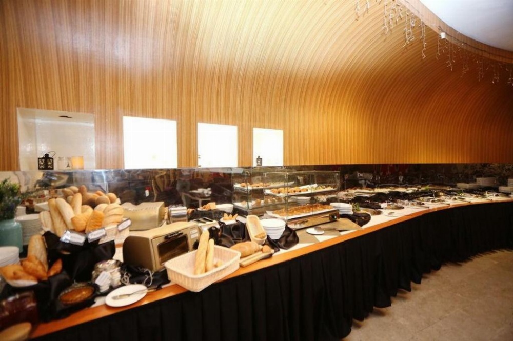 Peninsula Semantan Suites